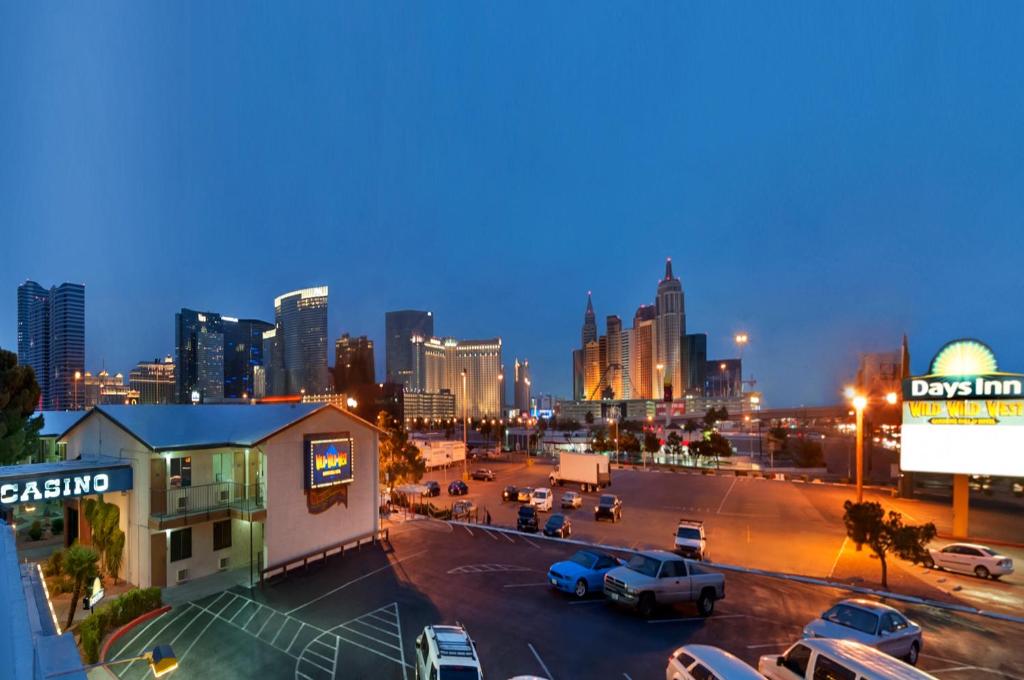 Days Inn by Wyndham Las Vegas Wild Wild West Gambling Hall image 16